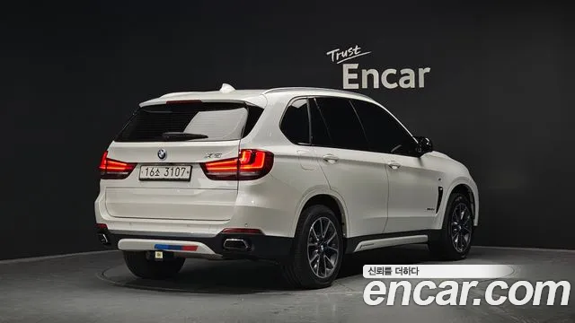 BMW X5 2018 — фото 2