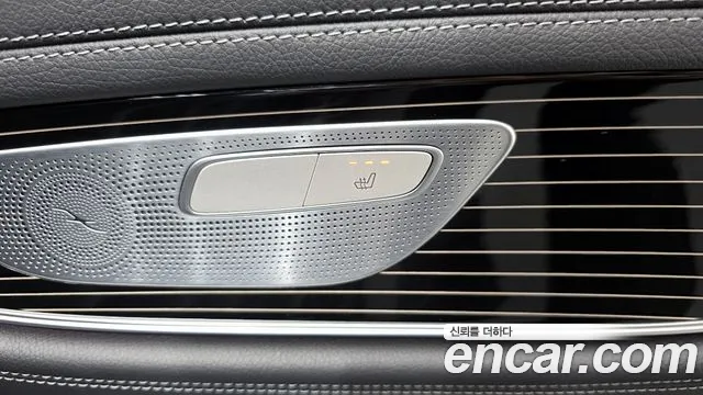 Mercedes-Benz CLS-Class 2019 — фото 19