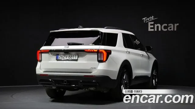 Ford Explorer 2025 — фото 2