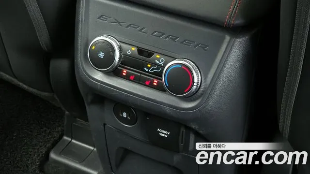 Ford Explorer 2025 — фото 19