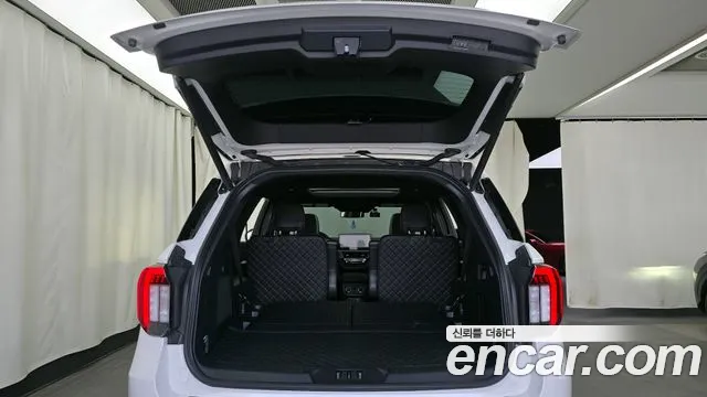 Ford Explorer 2025 — фото 20
