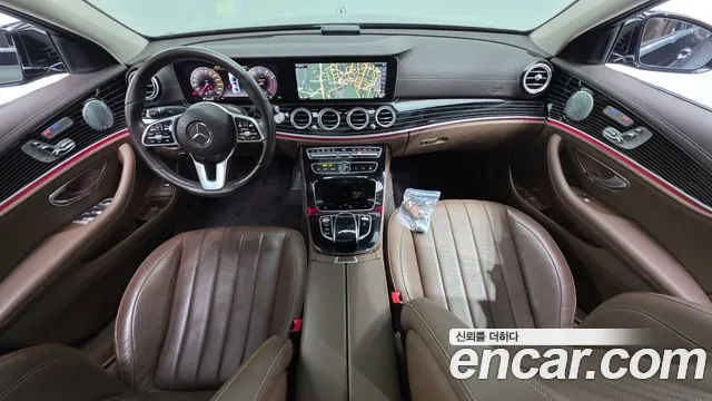 Mercedes-Benz E-Class 2019 — фото 7
