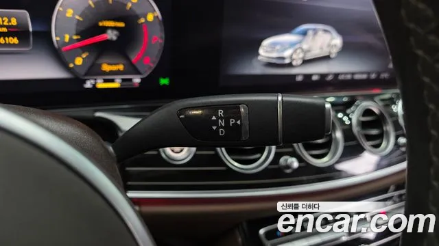 Mercedes-Benz E-Class 2019 — фото 9
