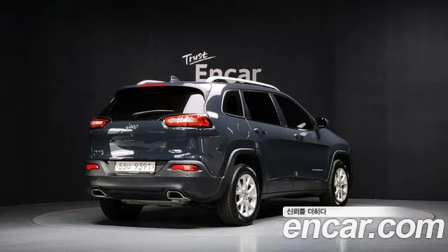 Jeep Cherokee 2017 — фото 2