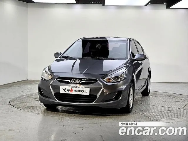 Hyundai Accent 2015 — фото 2