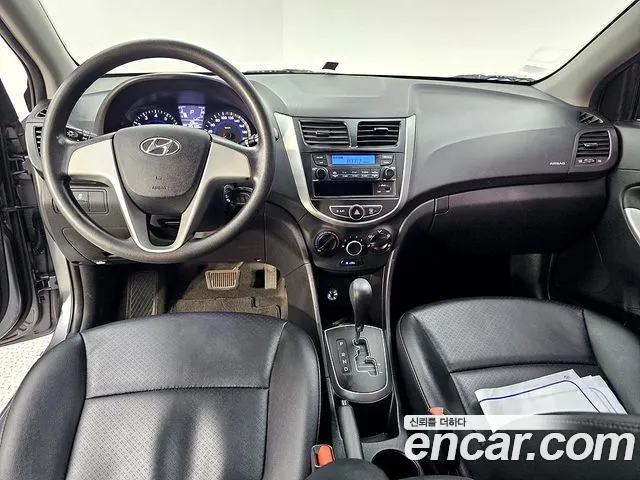 Hyundai Accent 2015 — фото 5