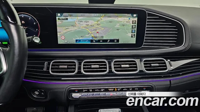 Mercedes-Benz GLS-Class 2023 — фото 15