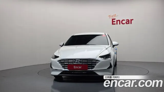 Hyundai Sonata 2022 — фото 3
