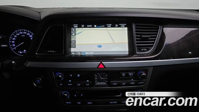 Hyundai Genesis 2014 — фото 14
