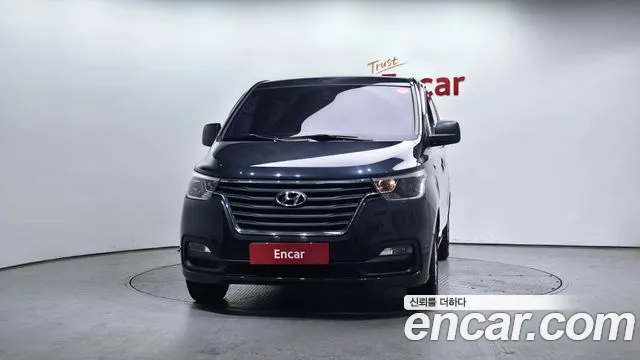 Hyundai Starex 2019 — фото 3