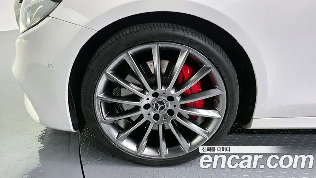 Mercedes-Benz E-Class 2018 — фото 5