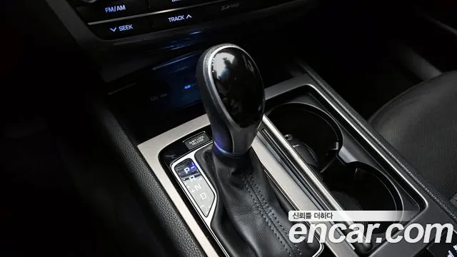 Hyundai Genesis 2015 — фото 12