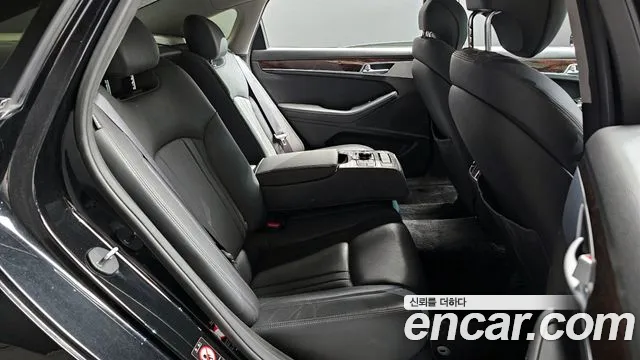 Hyundai Genesis 2015 — фото 18