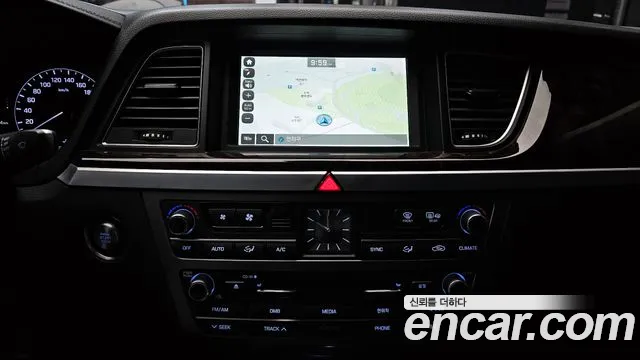 Hyundai Genesis 2015 — фото 20