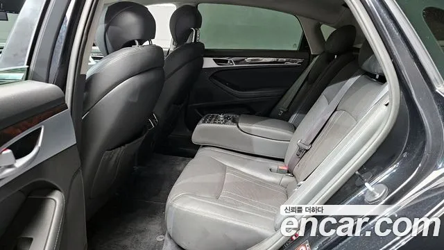 Hyundai Genesis 2015 — фото 16