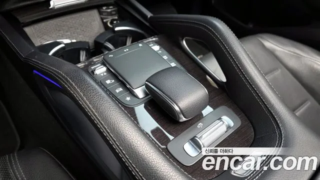 Mercedes-Benz GLE-Class 2021 — фото 16