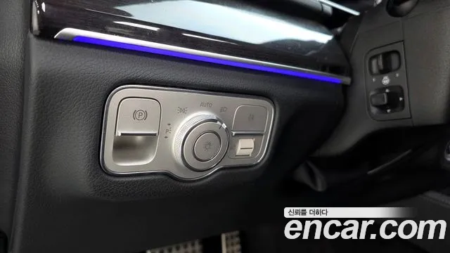 Mercedes-Benz GLE-Class 2021 — фото 17