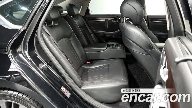 Hyundai Genesis 2016 — фото 12