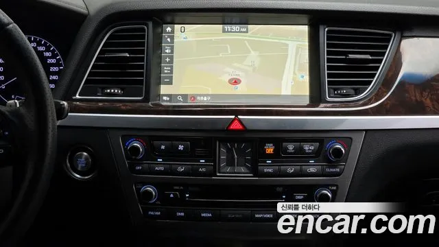 Hyundai Genesis 2016 — фото 14