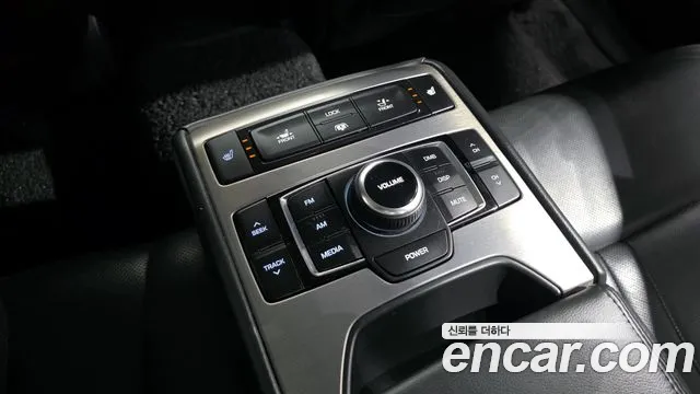 Hyundai Genesis 2016 — фото 19