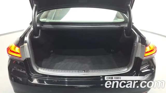 Hyundai Genesis 2016 — фото 20