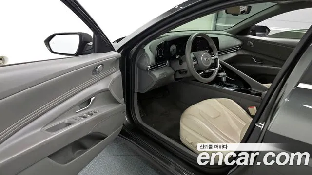Hyundai AVANTE 2023 — фото 13