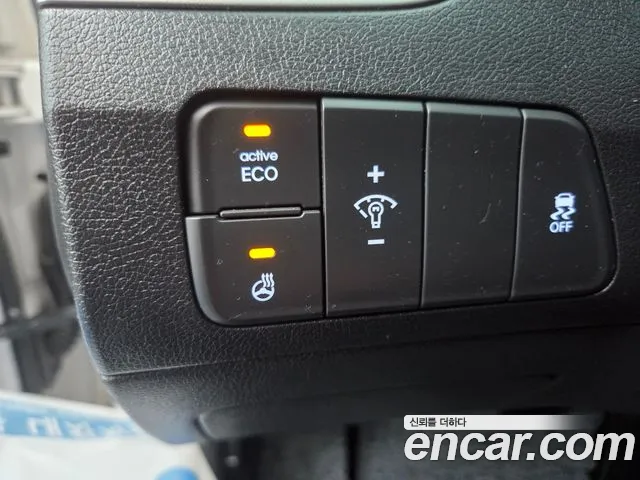 Hyundai AVANTE 2014 — фото 12