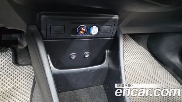 Toyota Prius 2015 — фото 12