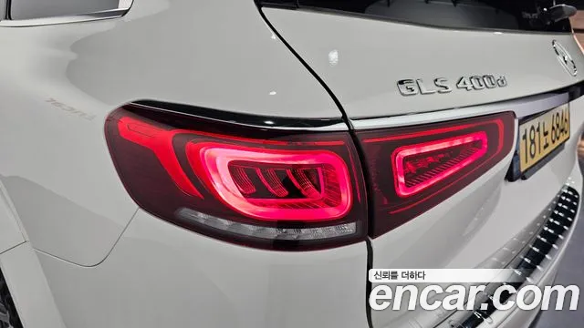 Mercedes-Benz GLS-Class 2023 — фото 9