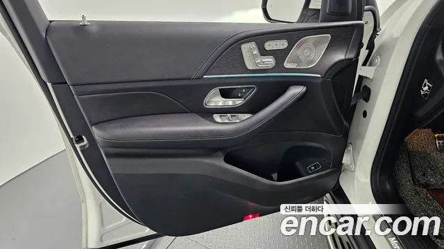 Mercedes-Benz GLS-Class 2023 — фото 14