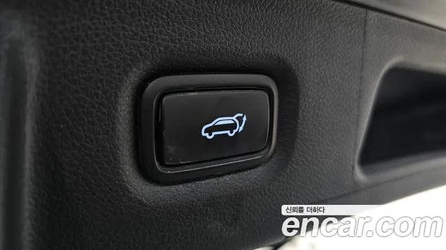 Hyundai Santafe 2021 — фото 15