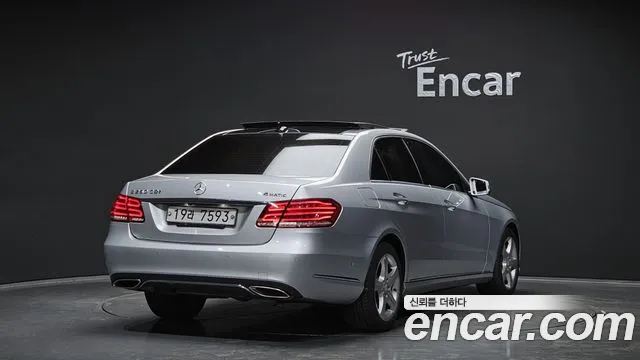 Mercedes-Benz E-Class 2014 — фото 2
