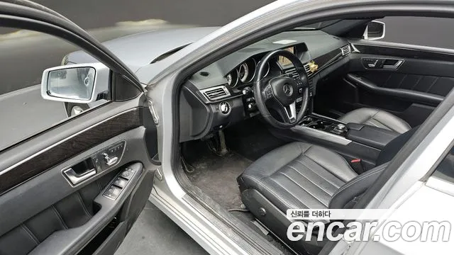 Mercedes-Benz E-Class 2014 — фото 12