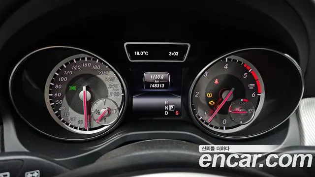 Mercedes-Benz GLA-Class 2015 — фото 8