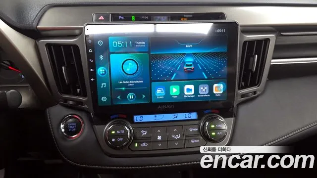 Toyota RAV4 2015 — фото 14
