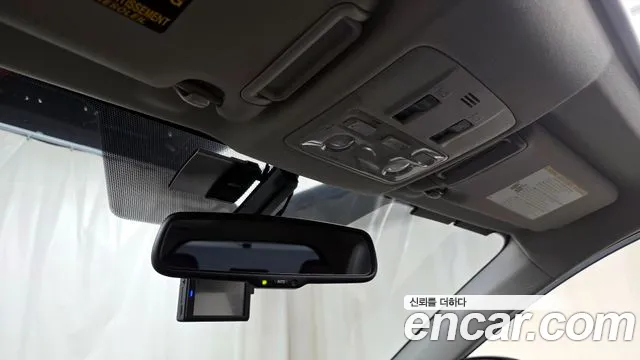 Toyota RAV4 2015 — фото 17