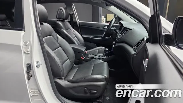 Hyundai Tucson 2018 — фото 11