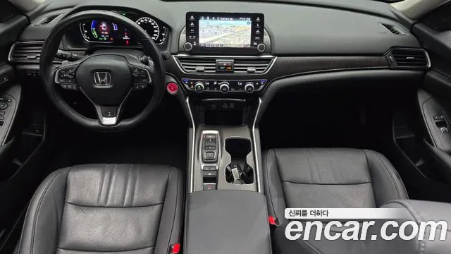 Honda Accord 2022 — фото 10