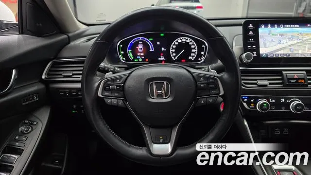 Honda Accord 2022 — фото 19
