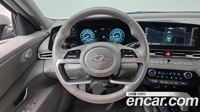 Hyundai AVANTE 2023 — фото 19