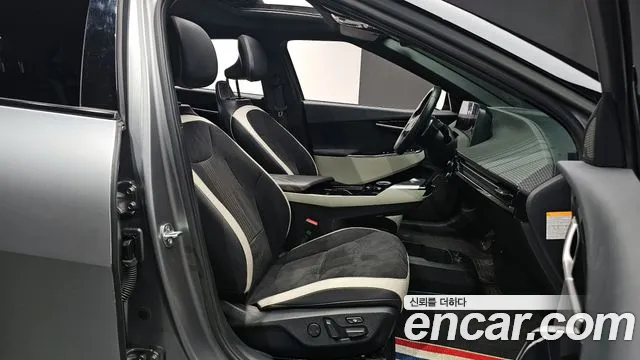 Kia EV6 2022 — фото 13