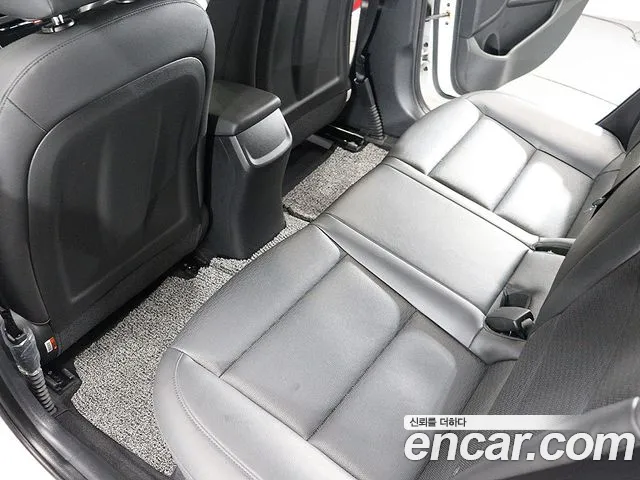 Hyundai AVANTE 2019 — фото 16