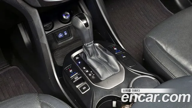 Hyundai Maxcruz 2017 — фото 9