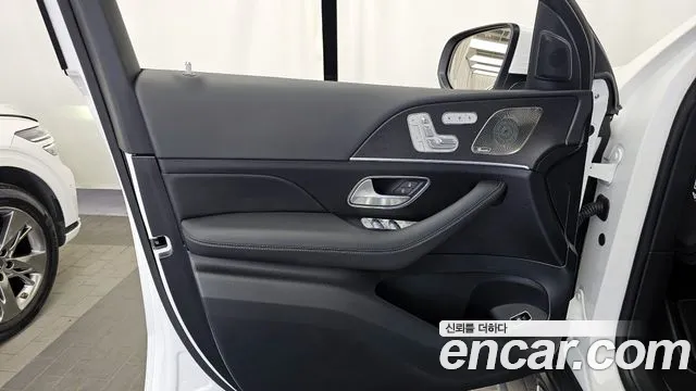 Mercedes-Benz GLE-Class 2025 — фото 14