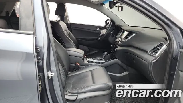 Hyundai Tucson 2017 — фото 17