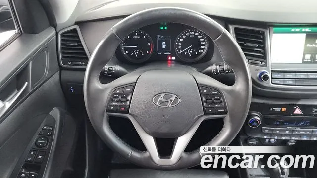 Hyundai Tucson 2017 — фото 18
