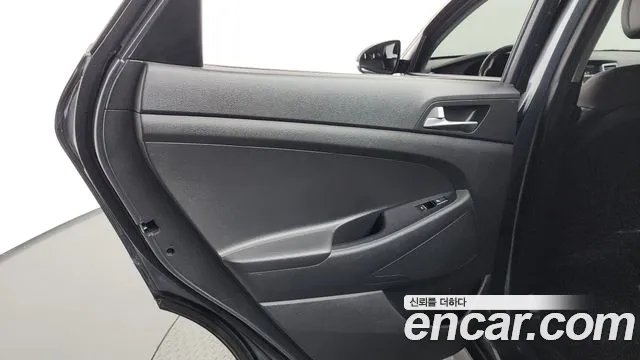 Hyundai Tucson 2017 — фото 15