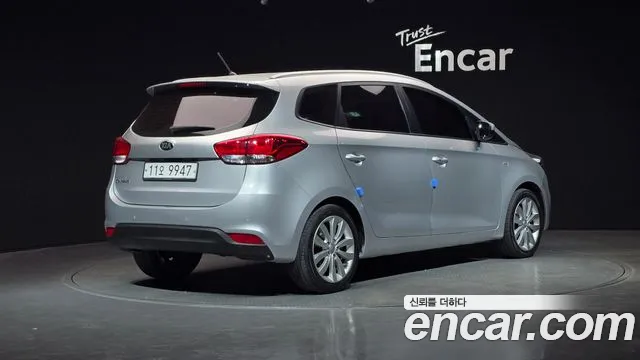 Kia Carens 2015 — фото 2