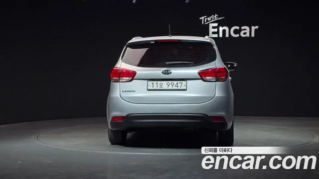 Kia Carens 2015 — фото 4