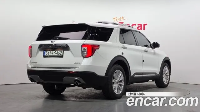 Ford Explorer 2021 — фото 2